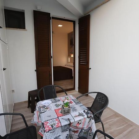 Orchidea Rooms & Suites 西维尔诺瓦·马尔凯 外观 照片