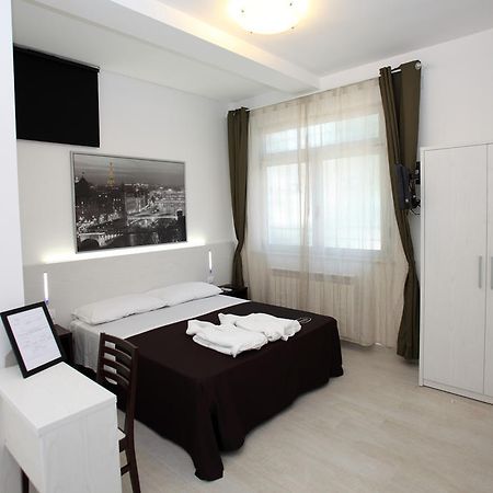 Orchidea Rooms & Suites 西维尔诺瓦·马尔凯 客房 照片