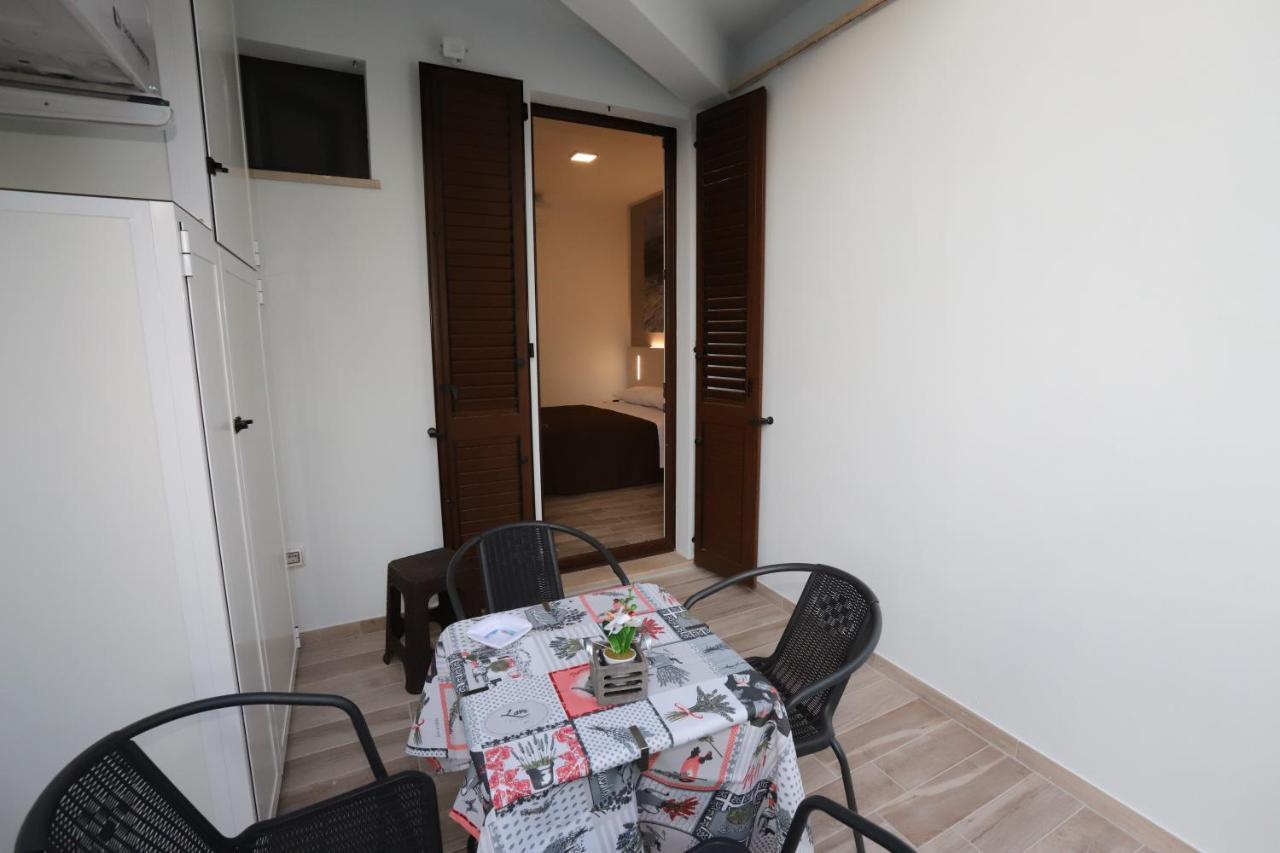 Orchidea Rooms & Suites 西维尔诺瓦·马尔凯 外观 照片