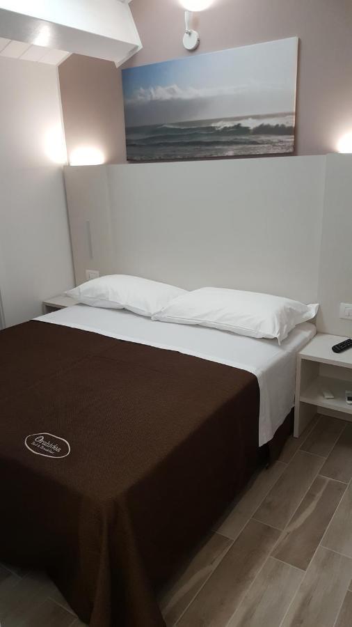 Orchidea Rooms & Suites 西维尔诺瓦·马尔凯 外观 照片