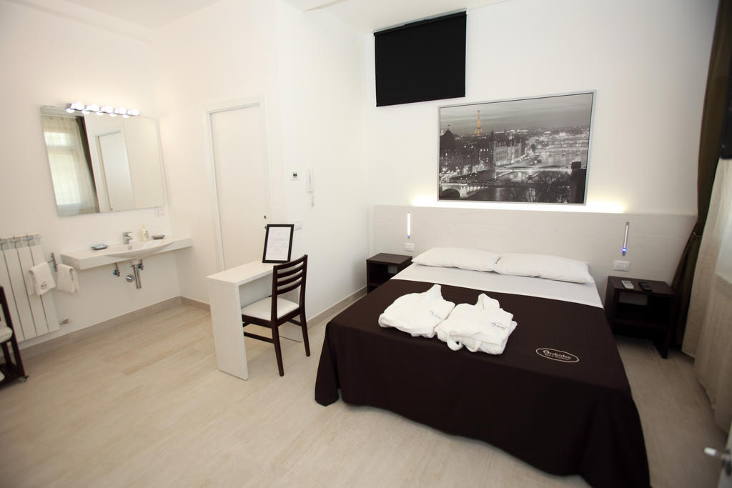 Orchidea Rooms & Suites 西维尔诺瓦·马尔凯 外观 照片